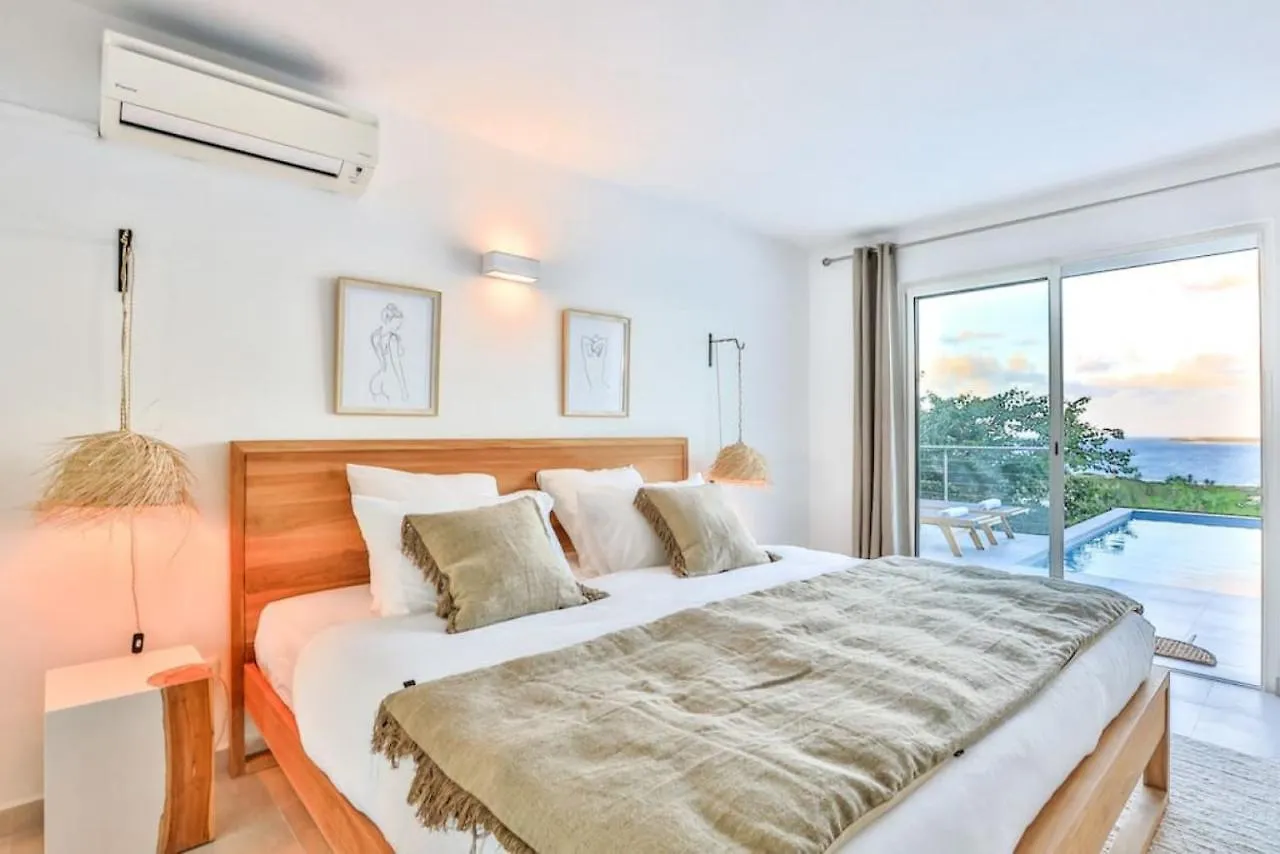 Casa Del Mar, Luxury And Magical View Of Orient Bay Villa